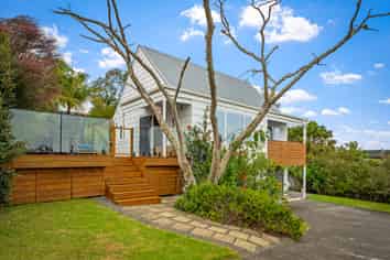 6A D'oyly Drive, Stanmore Bay