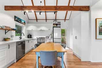 6A D'oyly Drive, Stanmore Bay