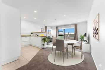 6/5 Cook Street, Howick