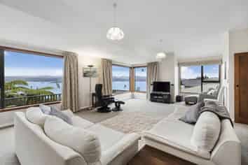 25 Homebush Road, Khandallah