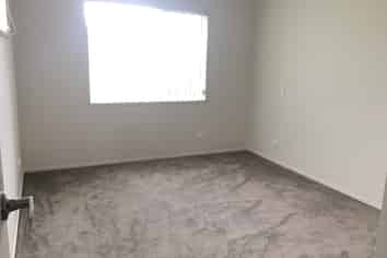 11 Gibbia Way, Beachlands