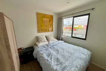 11/2 Blanc Road, Silverdale