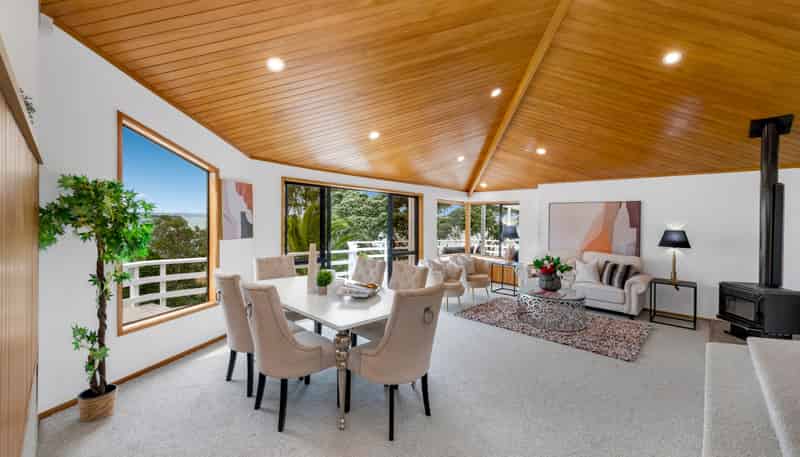 16 Tainui Road, Cockle Bay