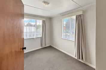 19 Queen Street, Kenepuru Sound