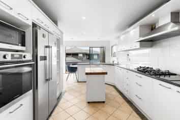 6 Peach Parade , Remuera