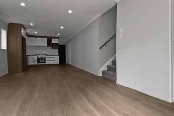 9b Sari Place, Massey