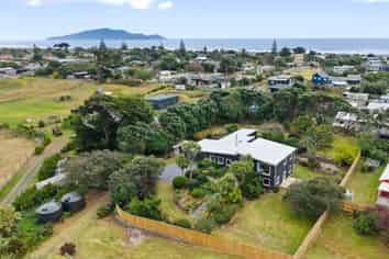 321 Te Horo Beach Road, Te Horo