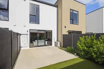 69 Pipi Place, Levin