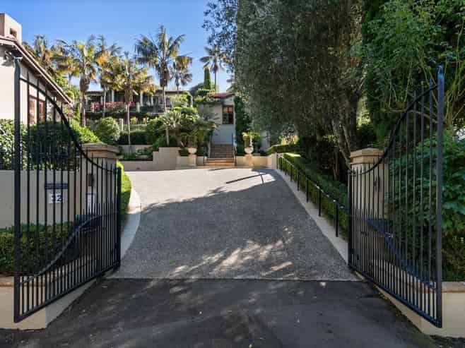 30-32 Takutai Street, Parnell