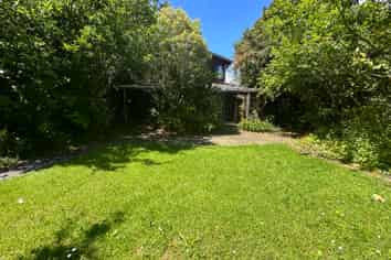 203 Manuka Road, Bayview
