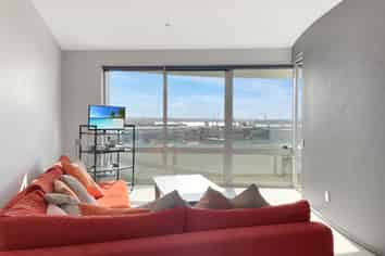 304/86 The Strand, Parnell