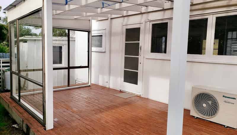 1061 Great North Road, Point Chevalier