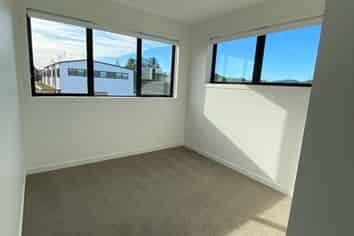 2/5 Brandon Road, Glen Eden