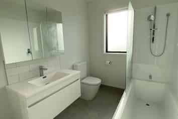 2/5 Brandon Road, Glen Eden