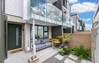 25 Settlers Ave, Hobsonville
