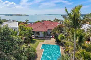 300 Riddell Road, Glendowie