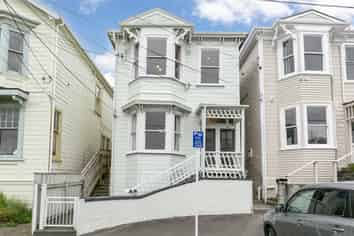 19 Colombo Street, Newtown