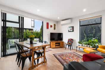 4/57b Carlton Mill Road, Merivale