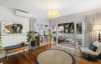 33 Island Bay Road, Beach Haven