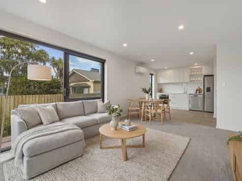 1/54 Rhona Street, Linwood