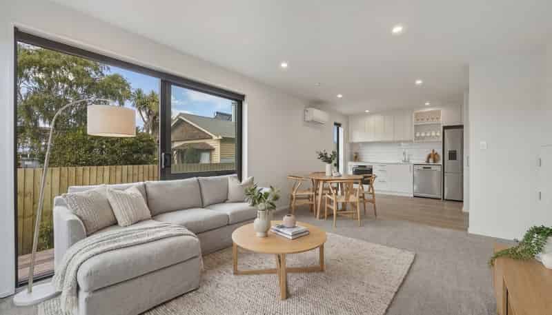 1/54 Rhona Street, Linwood