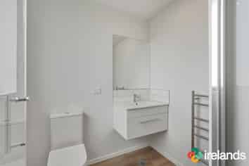 1/54 Rhona Street, Linwood