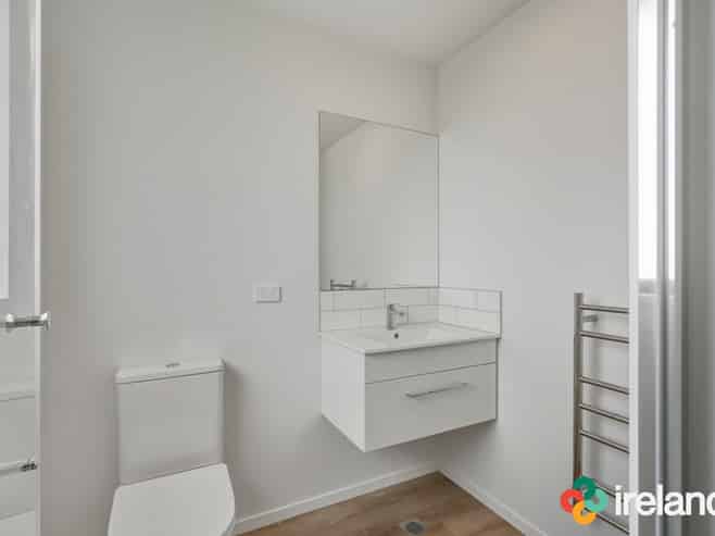 1/54 Rhona Street, Linwood