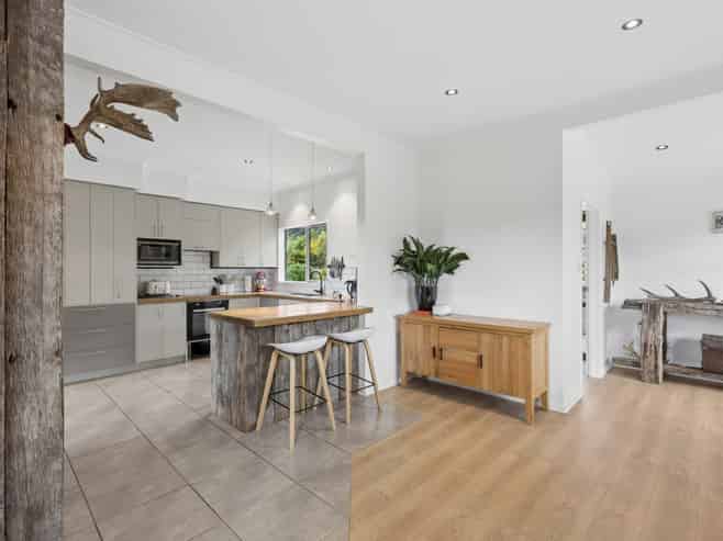 152 Doctors Point Road, Waitati