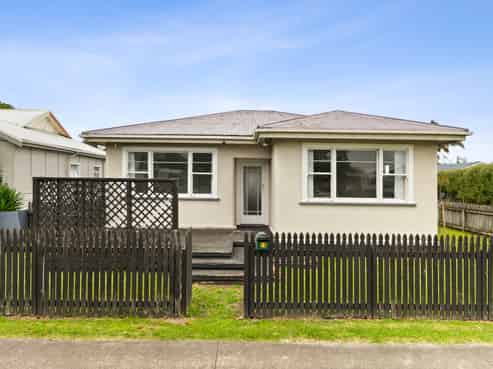 73 De Lautour Road, Inner Kaiti