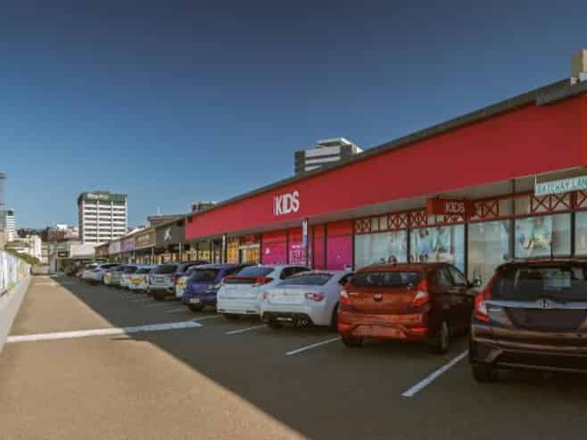 Popular Position with Parking