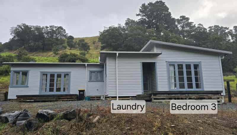 998 Thames Coast SH25 Road, Thames