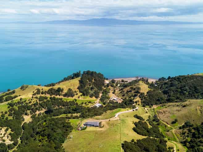 998 Thames Coast SH25 Road, Thames