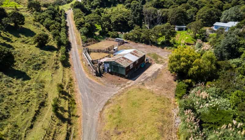 998 Thames Coast SH25 Road, Thames