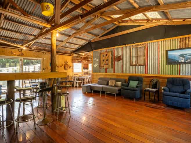 998 Thames Coast SH25 Road, Thames