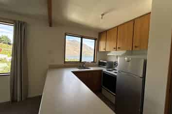 10B Wye Place, Fernhill/Sunshine Bay