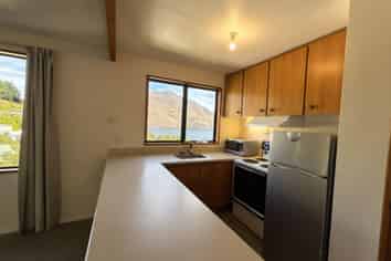 10B Wye Place, Fernhill/Sunshine Bay