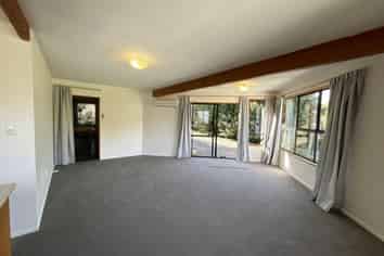 10B Wye Place, Fernhill/Sunshine Bay