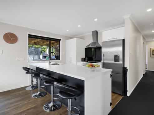 513 Richmond Road, Lepperton