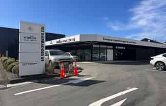 Contemporary Showroom/Office in CBD.  