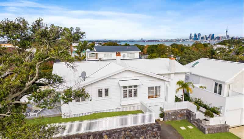 6 Belle Vue Avenue, Northcote Point