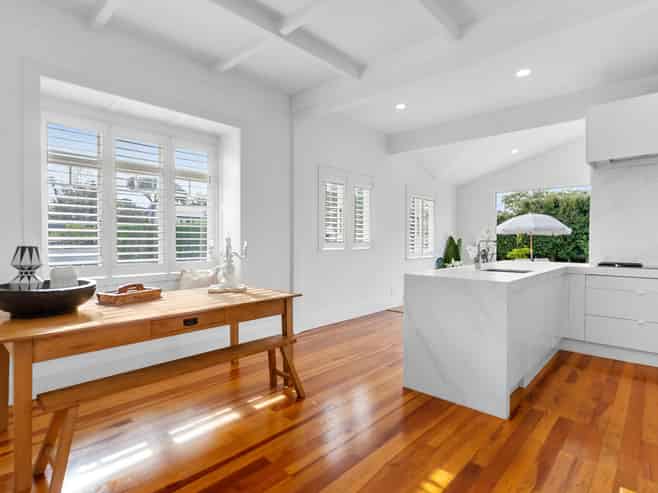 6 Belle Vue Avenue, Northcote Point