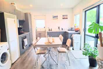 21 Law Street, Caversham