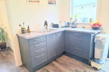 21 Law Street, Caversham