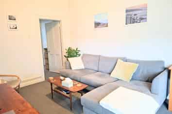 21 Law Street, Caversham