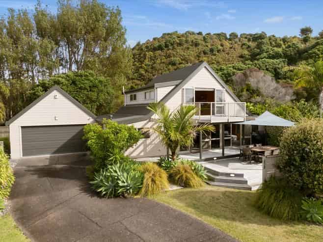 80 Bowentown Boulevard, Bowentown