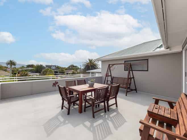 44 Gray Avenue, Paraparaumu Beach