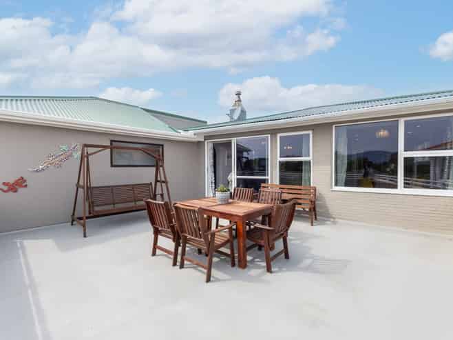 44 Gray Avenue, Paraparaumu Beach