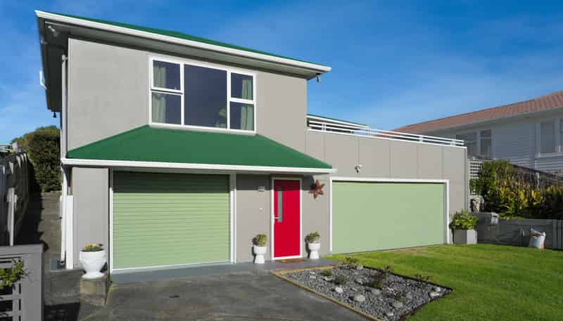 44 Gray Avenue, Paraparaumu Beach