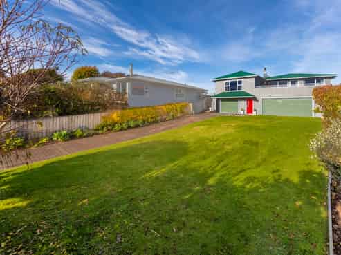 44 Gray Avenue, Paraparaumu Beach