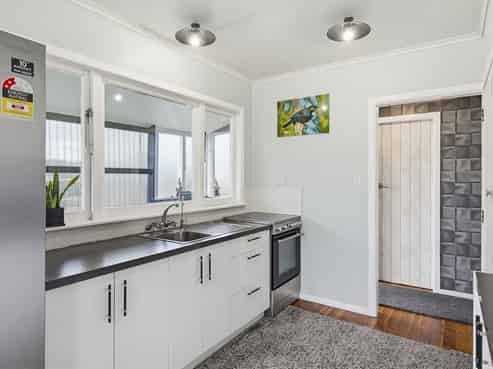 79 Park Avenue, Waitarere Beach